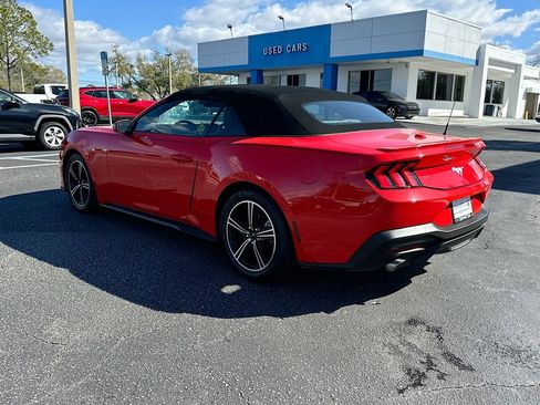 Used 2024 Ford Mustang Premium image 8