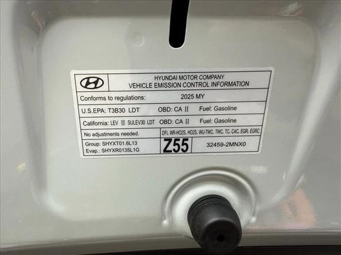 New 2025 Hyundai Tucson SEL image 17