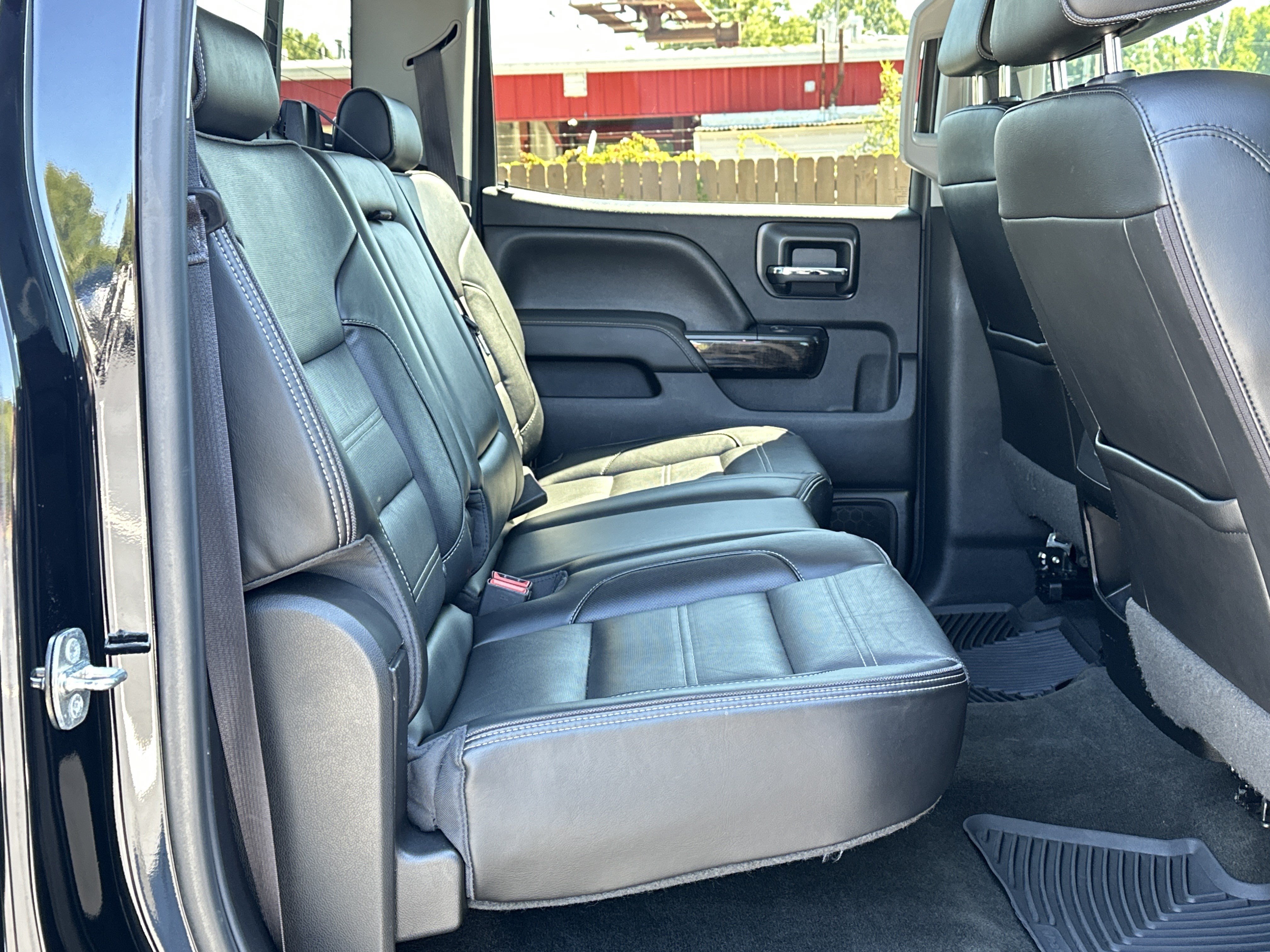Used 2016 GMC Sierra 2500 Denali w/ Duramax Plus Package AWD/4WD image 13