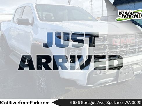 Used 2024 GMC Canyon AT4 w/ LPO, Off Road Lift Package image 1