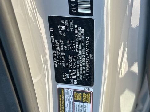 Used 2026 Kia Carnival SX Prestige FWD image 28