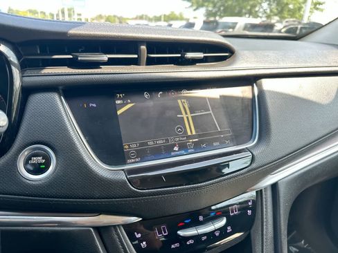 Used 2019 Cadillac XT5 Premium Luxury image 32