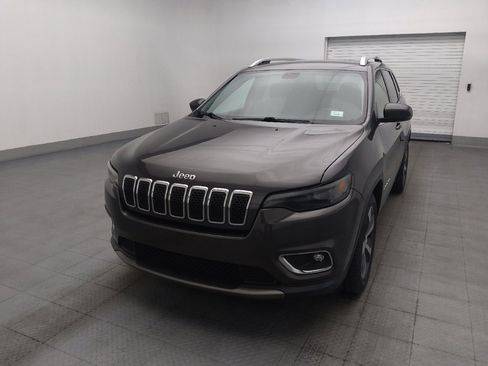 Used 2019 Jeep Cherokee Limited FWD image 15