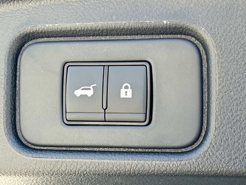 New 2026 Nissan Pathfinder Platinum w/ Lighting Package AWD/4WD image 13