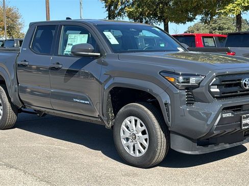 New 2025 Toyota Tacoma SR5 image 3