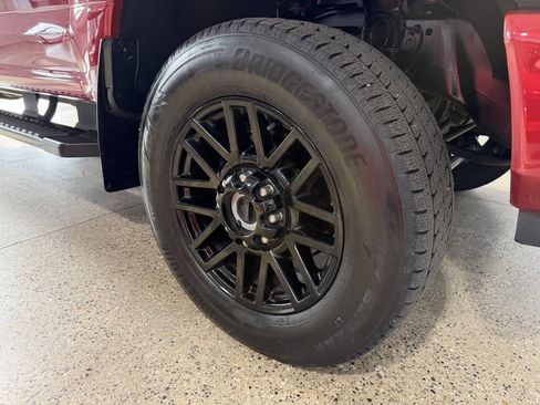 Used 2020 Ford F350 Lariat image 37