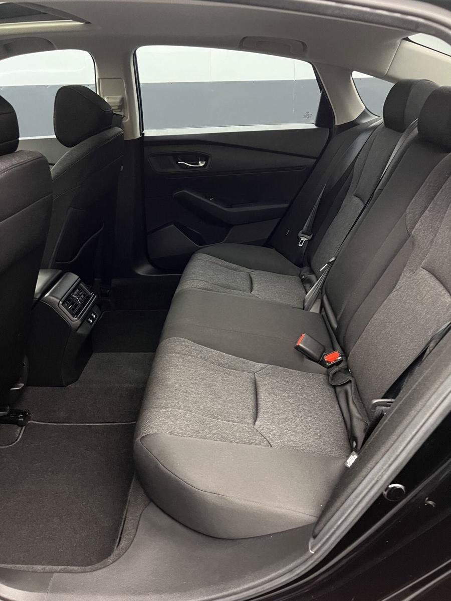 Certified 2025 Honda Accord SE image 16