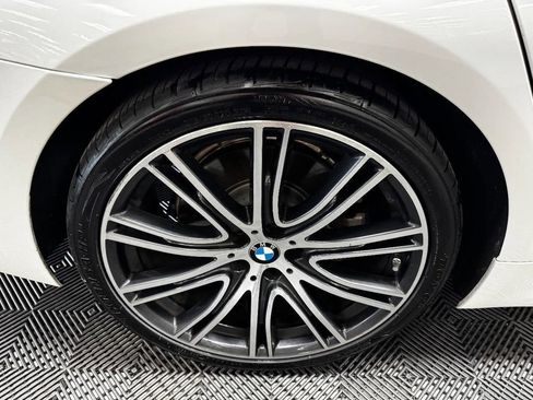 Used 2018 BMW 540i RWD image 19
