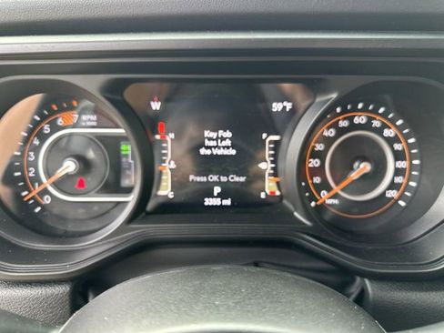Used 2024 Jeep Wrangler Unlimited Rubicon 392 AWD/4WD image 12