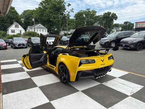 Used 2019 Chevrolet Corvette ZR1 RWD image 43