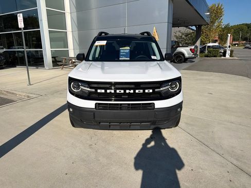 Certified 2022 Ford Bronco Sport Outer Banks AWD/4WD image 3