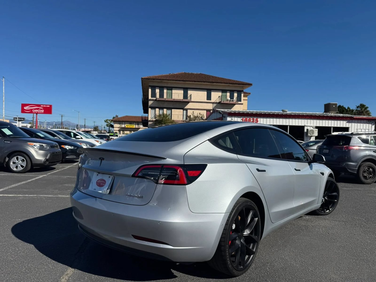 Used 2018 Tesla Model 3 Performance AWD/4WD image 9