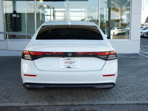 Used 2023 Honda Accord LX image 7