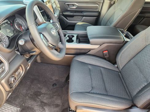 New 2026 RAM 1500 4x4 Crew Cab image 12