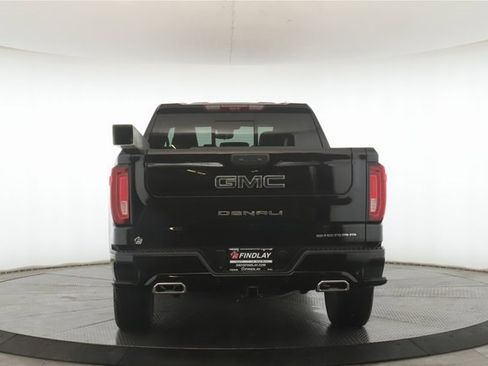 Used 2025 GMC Sierra 1500 Denali Ultimate image 11