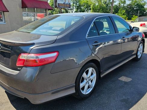 Used 2009 Toyota Camry SE image 3