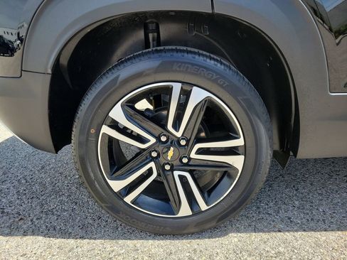 Used 2023 Chevrolet TrailBlazer LT FWD image 5