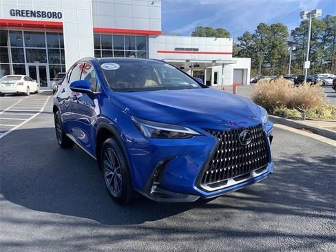 Used 2024 Lexus NX 300h AWD w/ Luxury Package image 2