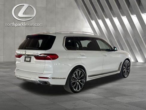 Used 2021 BMW X7 xDrive40i w/ Premium Package AWD/4WD image 6