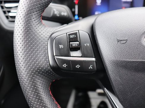 Used 2023 Ford Escape ST-Line Select image 30