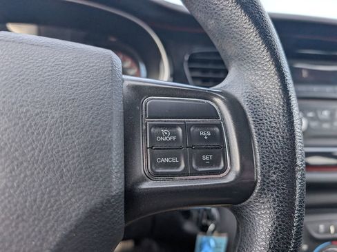 Used 2016 Dodge Dart SXT image 13