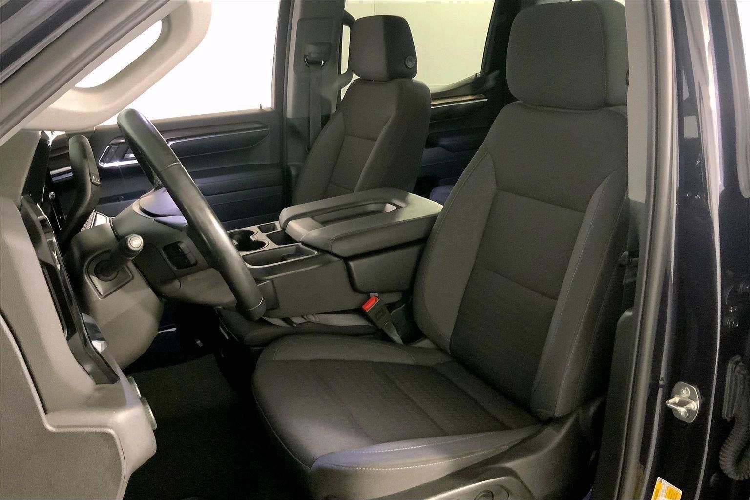 Used 2024 Chevrolet Silverado 1500 LT AWD/4WD image 22