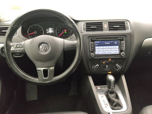 Used 2014 Volkswagen Jetta SE FWD image 22