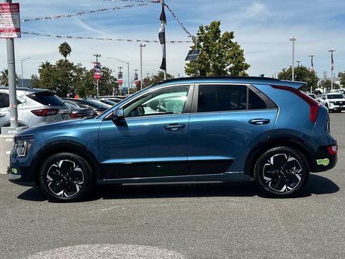 Used 2023 Kia Niro Wind FWD image 7