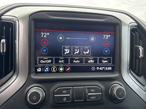 Used 2020 Chevrolet Silverado 1500 RST image 19