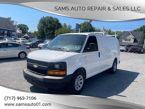 Used 2012 Chevrolet Express 1500 RWD image 1