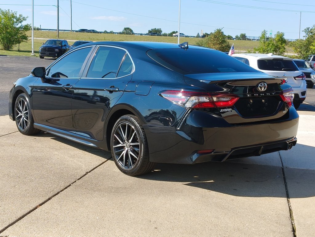 Used 2024 Toyota Camry SE FWD image 27
