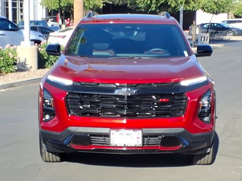Used 2025 Chevrolet Equinox RS w/ Safety and Technology Package AWD/4WD image 2