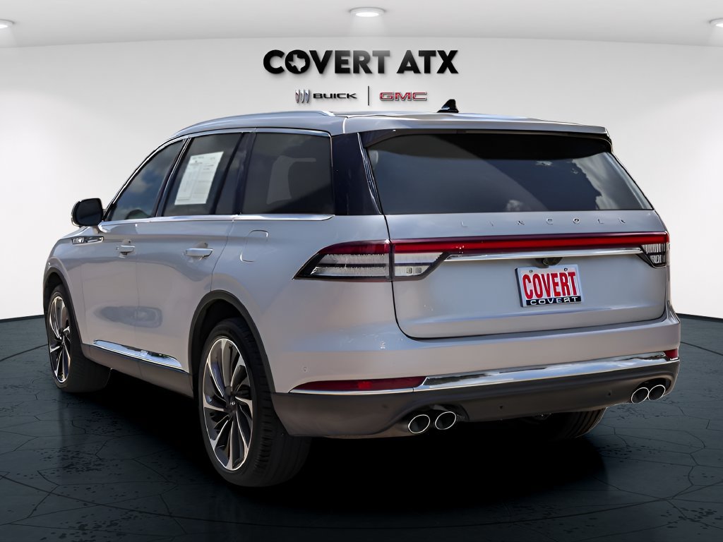 Used 2023 Lincoln Aviator Reserve w/ Equipment Group 201A AWD/4WD image 3
