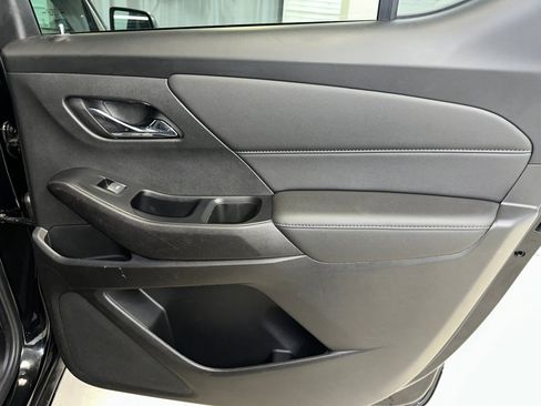 Certified 2023 Chevrolet Traverse LT image 30