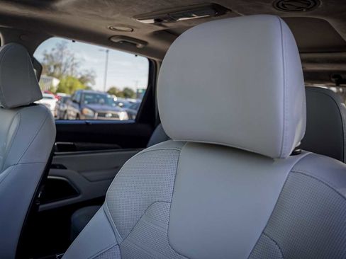 Certified 2022 Kia Telluride SX w/ SX Prestige Package image 14