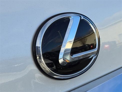 Used 2023 Lexus GX 460 Premium image 32