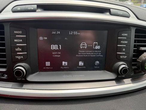 Used 2019 Kia Sorento AWD w/ LX Convenience Package image 12