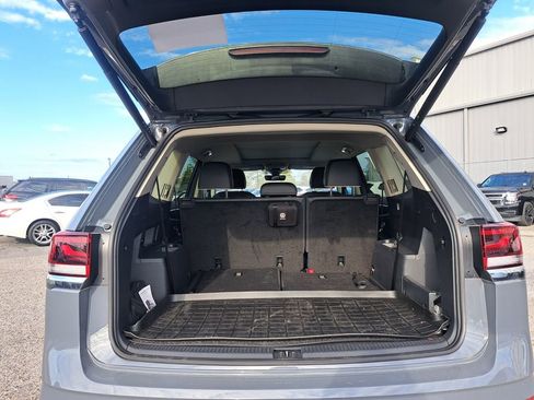 Used 2025 Volkswagen Atlas SEL Premium R-Line image 25