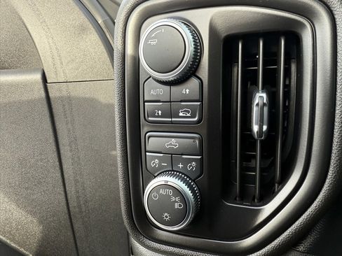 Used 2019 GMC Sierra 1500 4x4 Crew Cab image 18