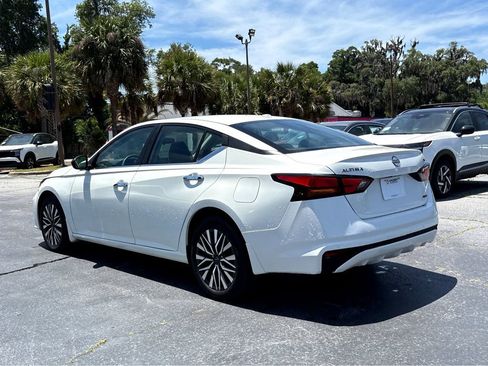 Used 2024 Nissan Altima 2.5 SV AWD/4WD image 28
