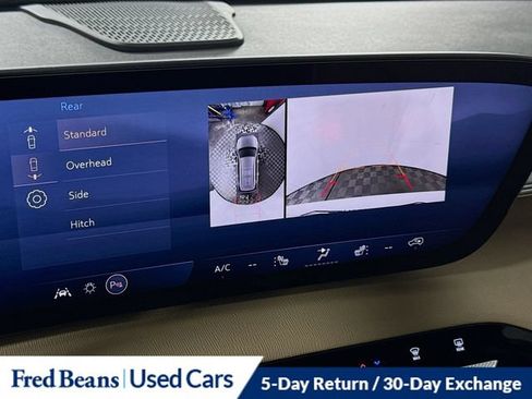 Used 2026 Buick Enclave Preferred AWD/4WD image 20