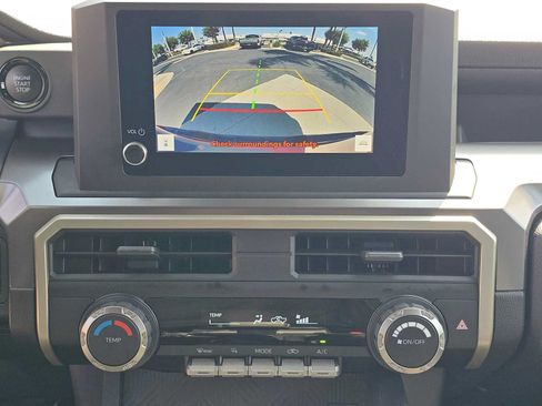 Used 2024 Toyota Tacoma SR5 AWD/4WD image 27