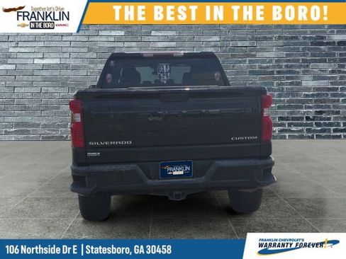 Used 2023 Chevrolet Silverado 1500 Custom AWD/4WD image 4