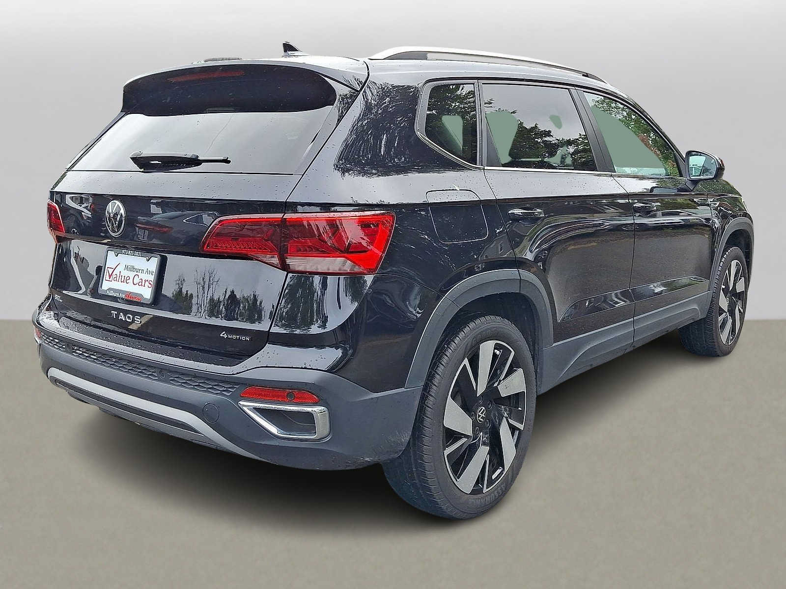 Used 2024 Volkswagen Taos SEL AWD/4WD image 31