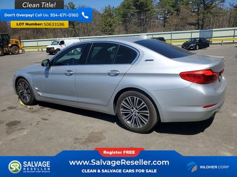 Used 2018 BMW 530e w/ Premium Package 2 RWD image 3