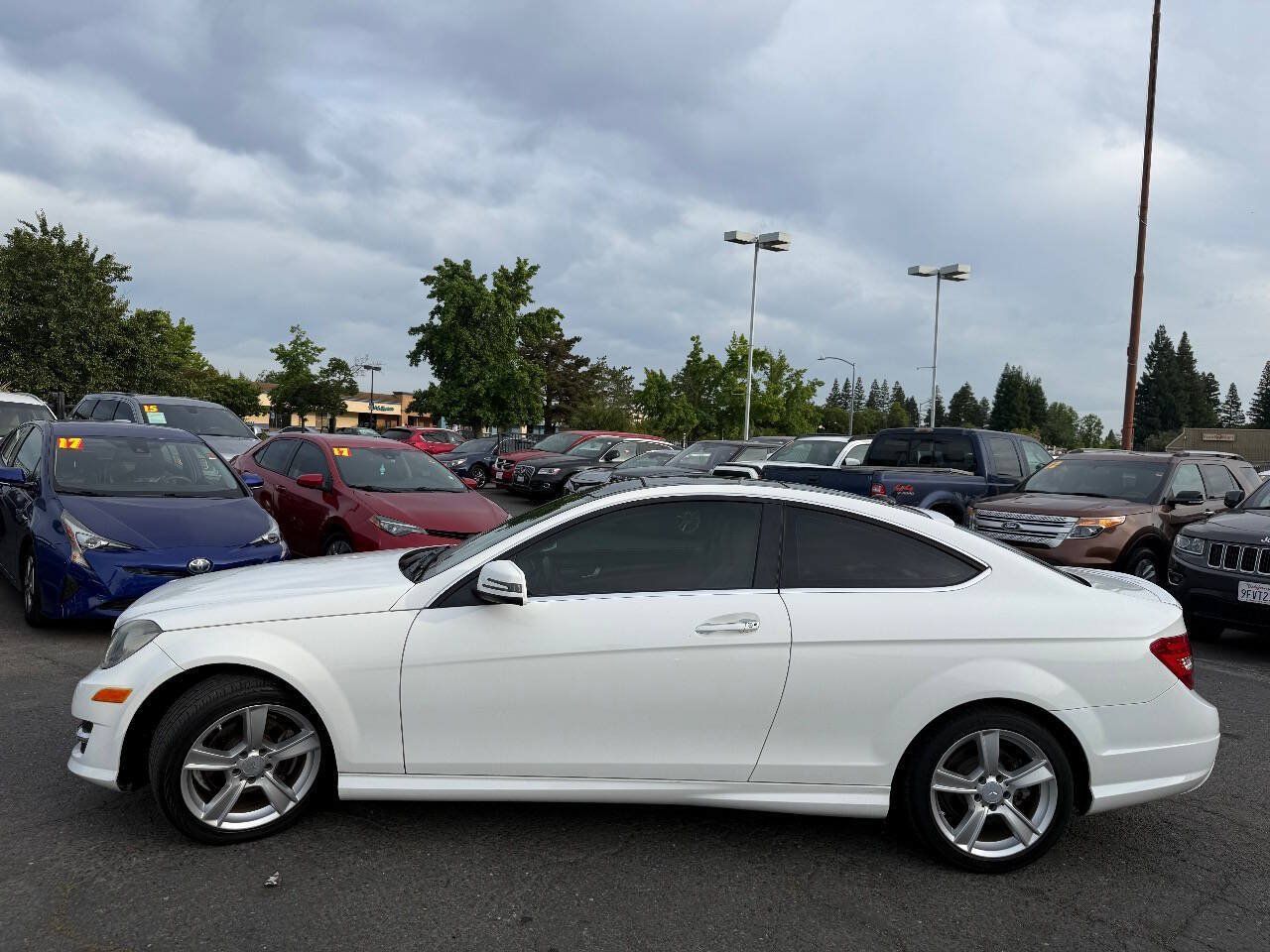 Used 2014 Mercedes-Benz C 250 Coupe image 4