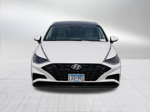 Used 2022 Hyundai Sonata Limited FWD image 2