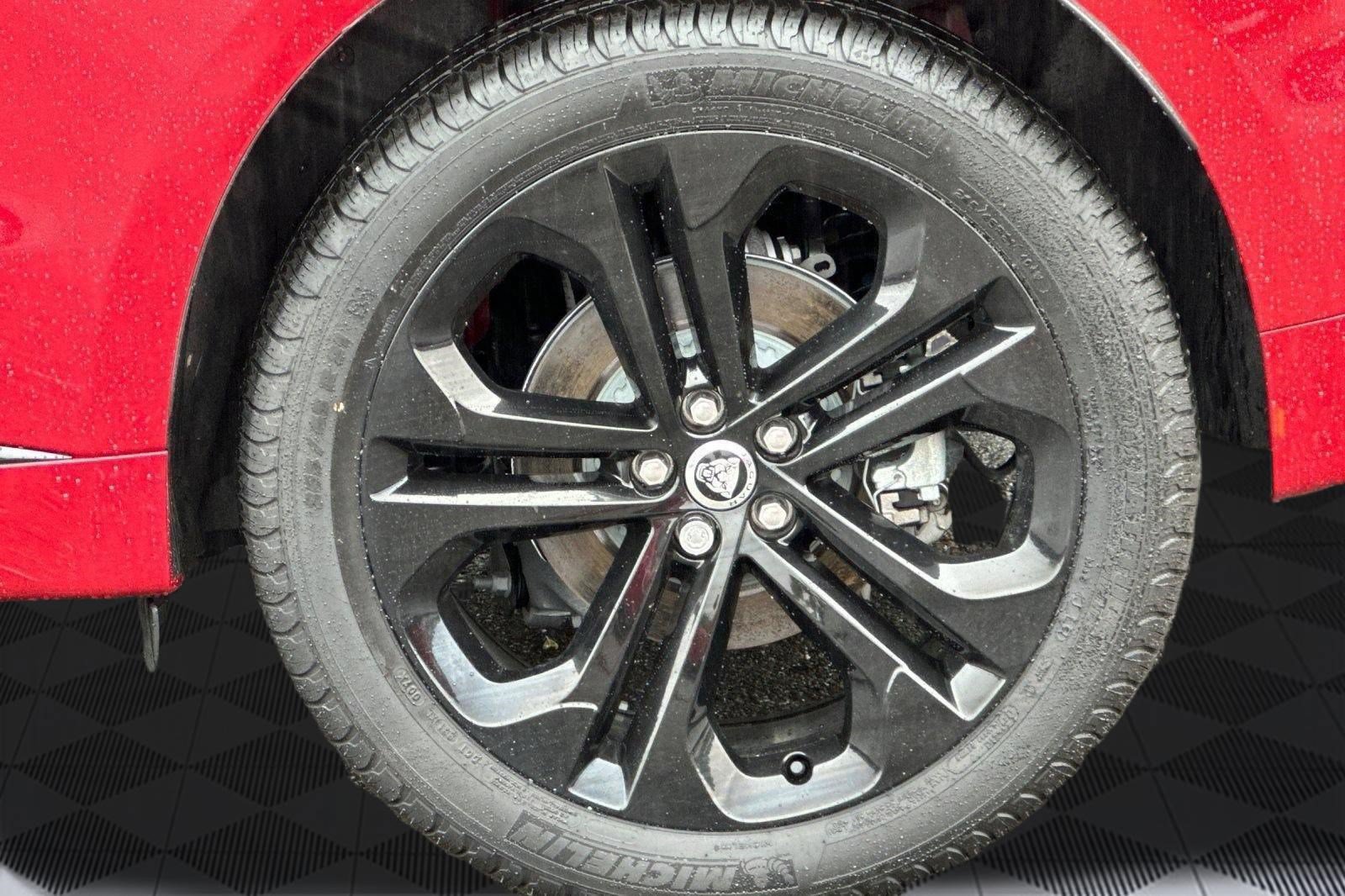 New 2024 Jaguar F-PACE R-Dynamic S AWD/4WD image 12