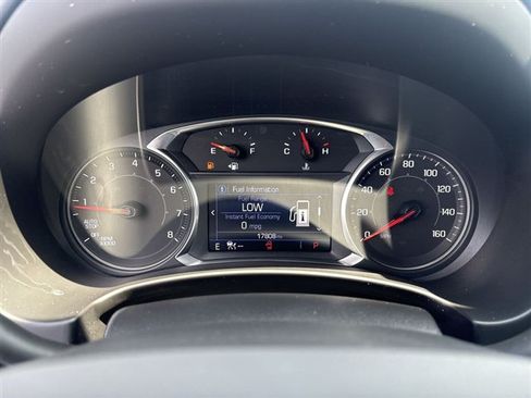 Certified 2024 GMC Terrain SLE w/ Driver Convenience Package FWD image 11