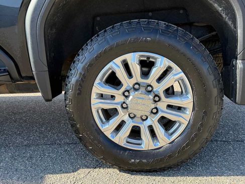 Used 2020 GMC Sierra 3500 Denali w/ Denali Ultimate Package AWD/4WD image 29
